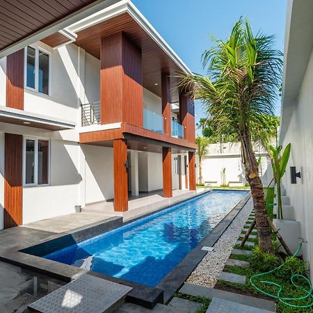 Alyxia 1 Bedroom Apartment In Central Seminyak Exterior photo